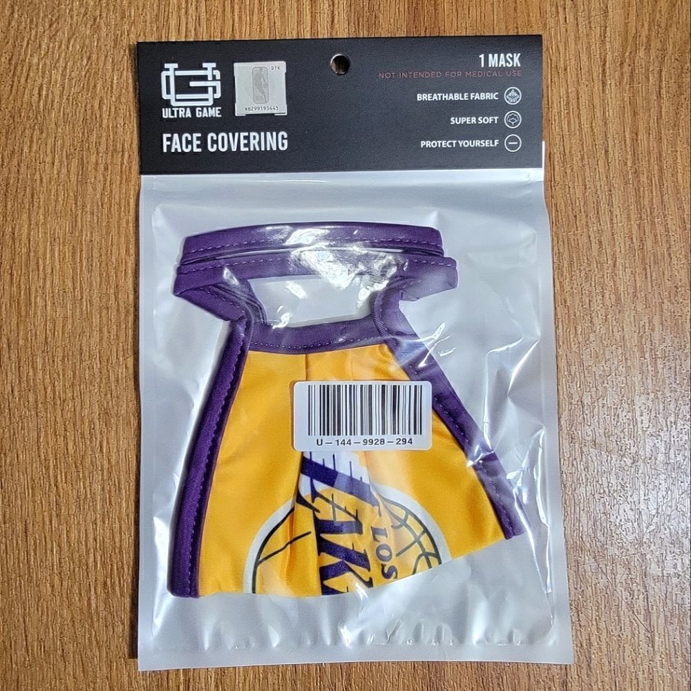 Los Angeles Lakers Face Mask Covering Ultra Game Basketball Nike Kobe LeBron AD